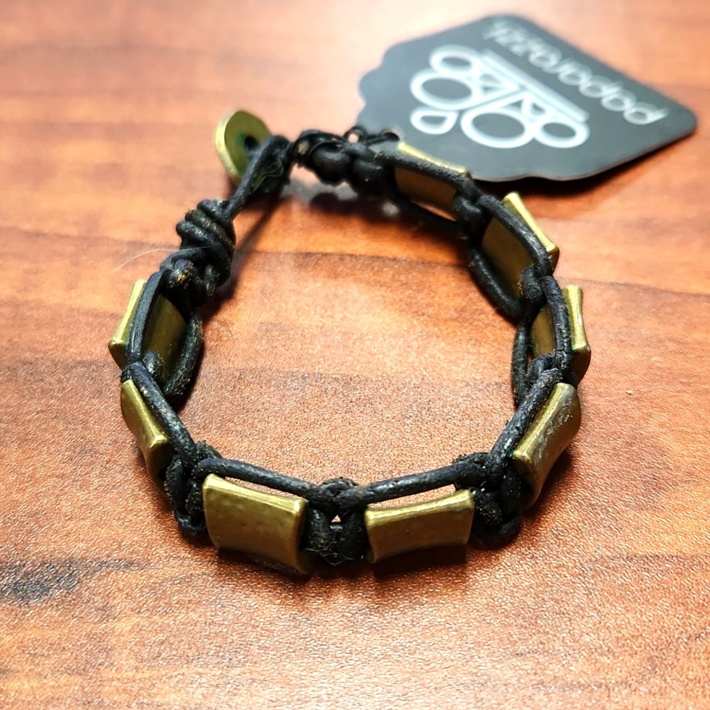Paparazzi brass & leather bracelet